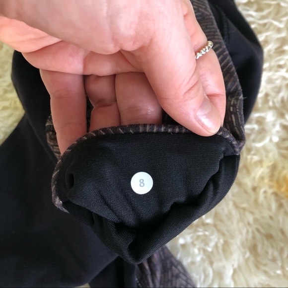 Lululemon Wunder Under 24” leggings - Picture 5 of 5